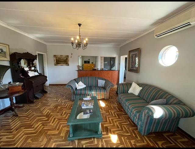 BUSINESS PROPERTY TO RENT IN LYTTELTON MANOR